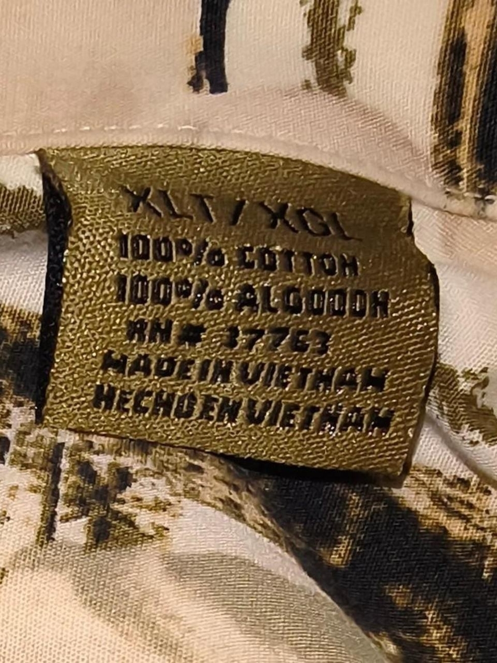 Men's Beige Short-Sleeve Tropical Button-Down Shirt - Picture 3 of 4